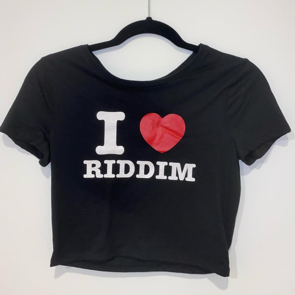 Rave tight cropped shirt. size small.